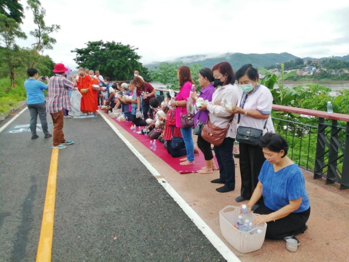 Day Waterfront Hotel Chiang Khong Exterior foto