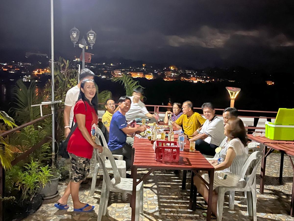 Day Waterfront Hotel Chiang Khong Exterior foto