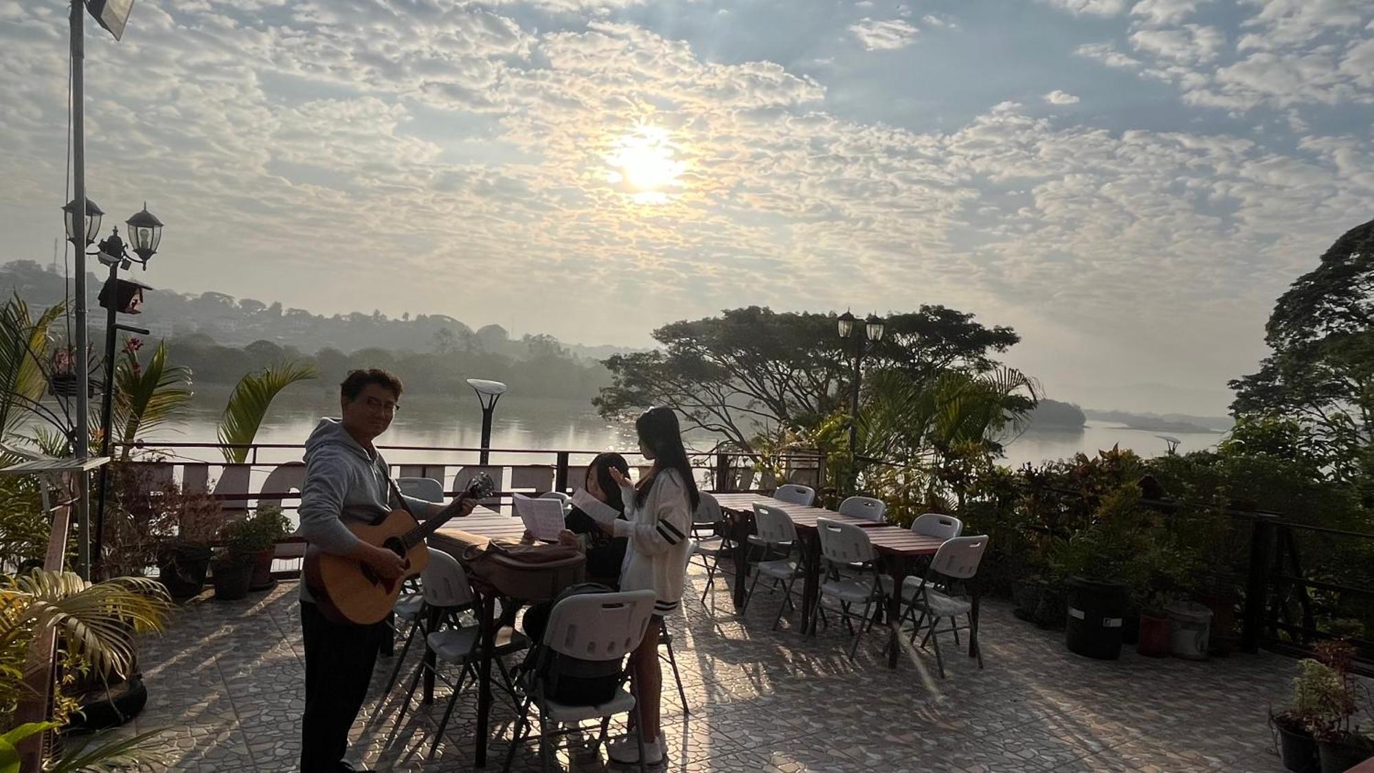 Day Waterfront Hotel Chiang Khong Exterior foto