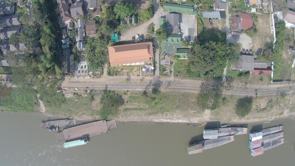 Day Waterfront Hotel Chiang Khong Exterior foto