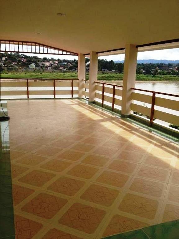 Day Waterfront Hotel Chiang Khong Exterior foto