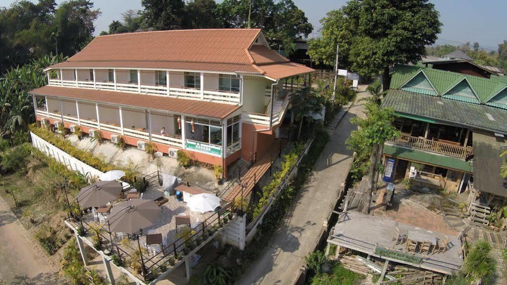 Day Waterfront Hotel Chiang Khong Exterior foto