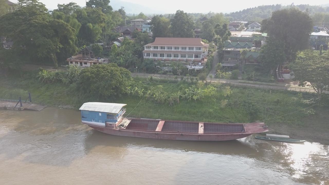 Day Waterfront Hotel Chiang Khong Exterior foto